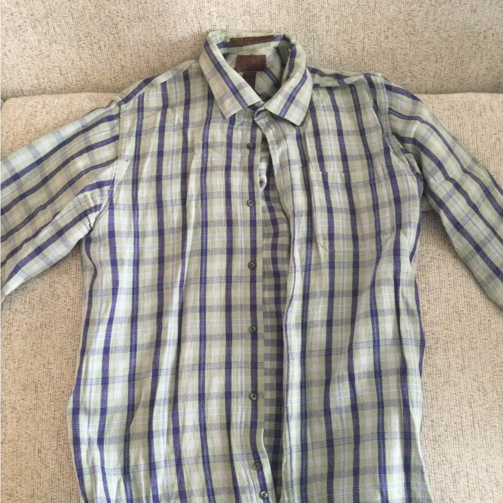 Button down shirt - Picture 1 of 2
